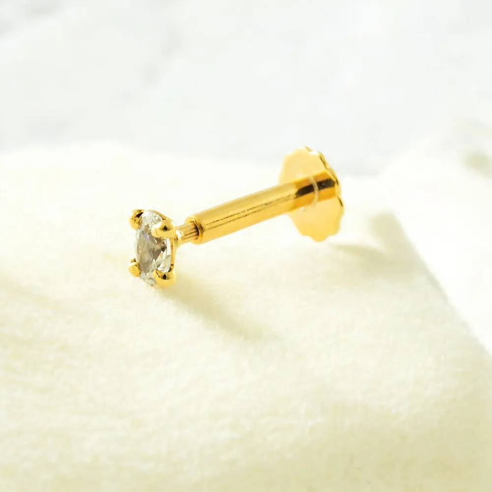 9ct Zonnegeel Gold Cartilage Oval CZ Stud Piercing