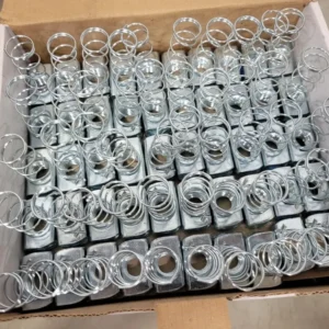 Versterkte Hoek 1/2" Spring Nut SN1010EG (Box 100)