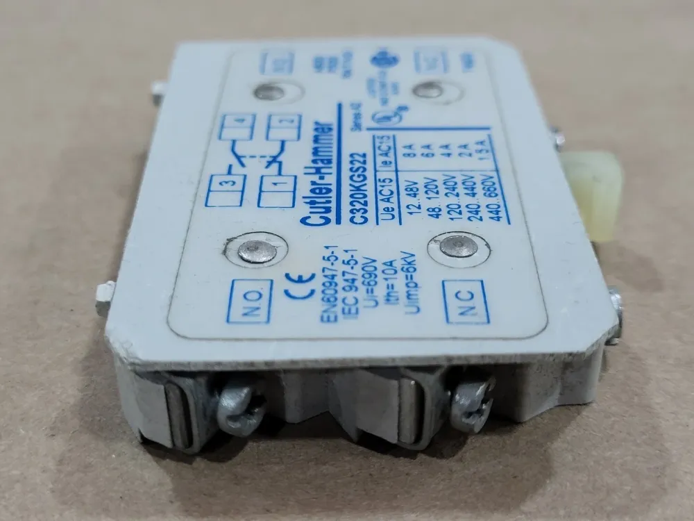 10 Amp, NEMA 5, 1 NO+ 1NC, 600 VAC Coil Auxiliary Contact C320KGS22