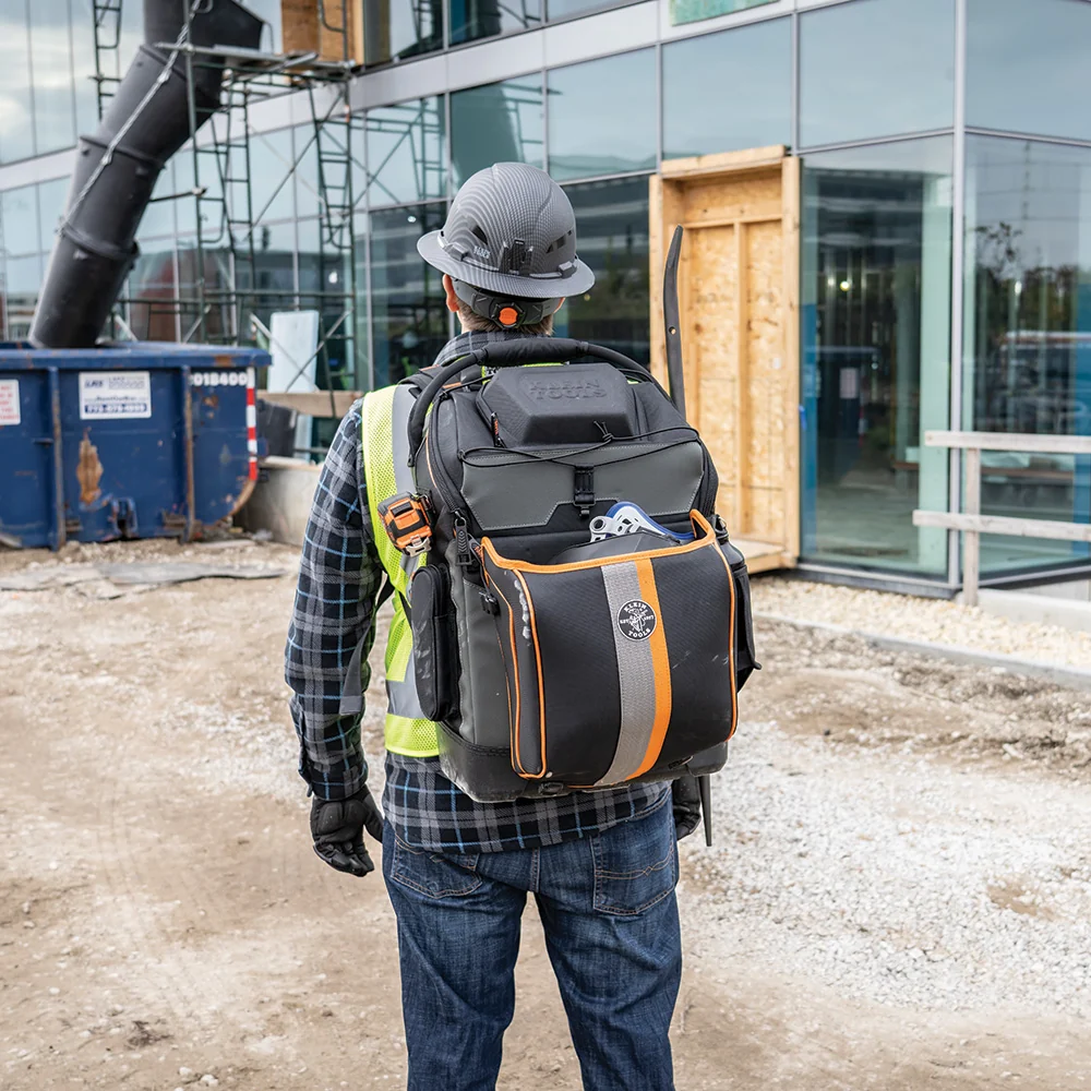 Steriel Verpakt BESCHEIDEN TOOLS TRADESMAN PRO™ Ironworker & Welder Backpack