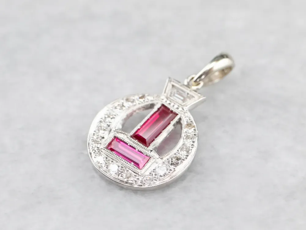 Industrieel Zwaar Belastbaar Art Deco Synthetic Ruby and Diamond Pendant
