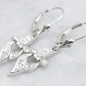 Lovely Diamond Klassiek Era Drop Earrings