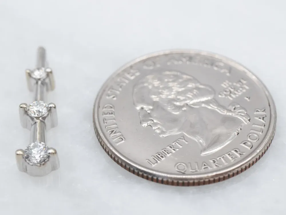 Muuranker Graduated Diamond Drop Pendant