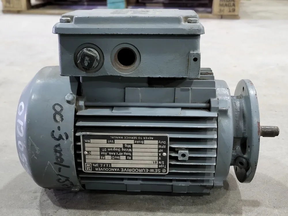 0.75 hp, 330/575 volts, 1700 rpm, Electric Motor FAF40 DFT80K4 voor Industriële Automatisering