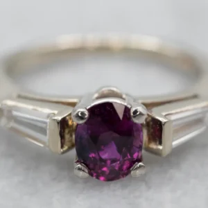 Antiekstijl Ruby and Diamond Engagement Ring
