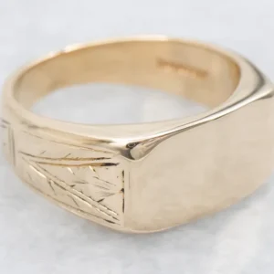 Antique Etched Verguld East-West Signet Ring - DIN Norm