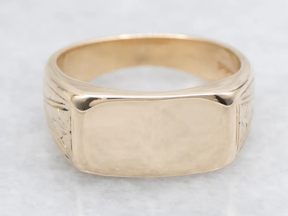 Antique Etched Verguld East-West Signet Ring - DIN Norm
