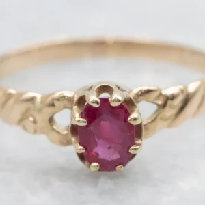 Antique Ruby and Verguld Ladies Ring Everyday