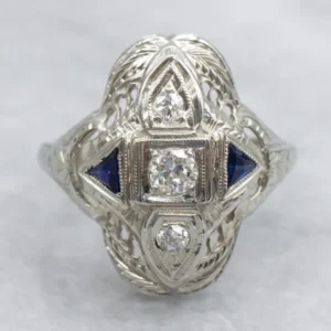 Art Deco Era Diamond and Synthetic Sapphire Dinner Ring met CE-Keurmerk