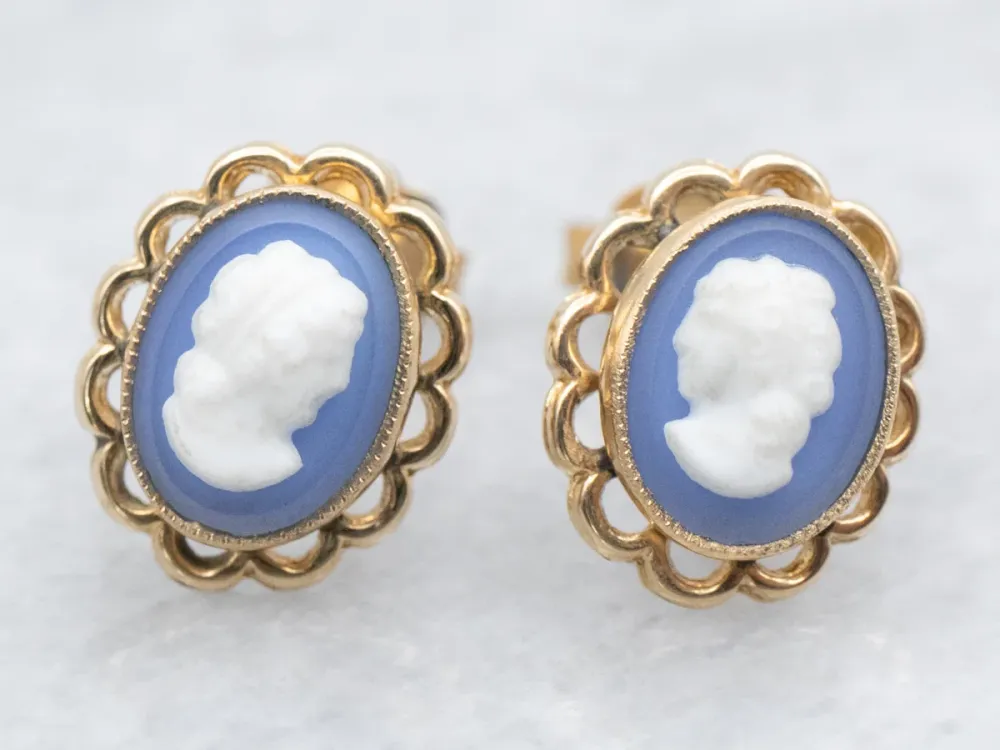 Blue and Melkwit Cameo Stud Earrings met CE-Keurmerk