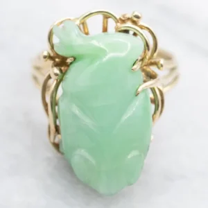 Carved Jadeite Jin Chan Frog Gold Ring