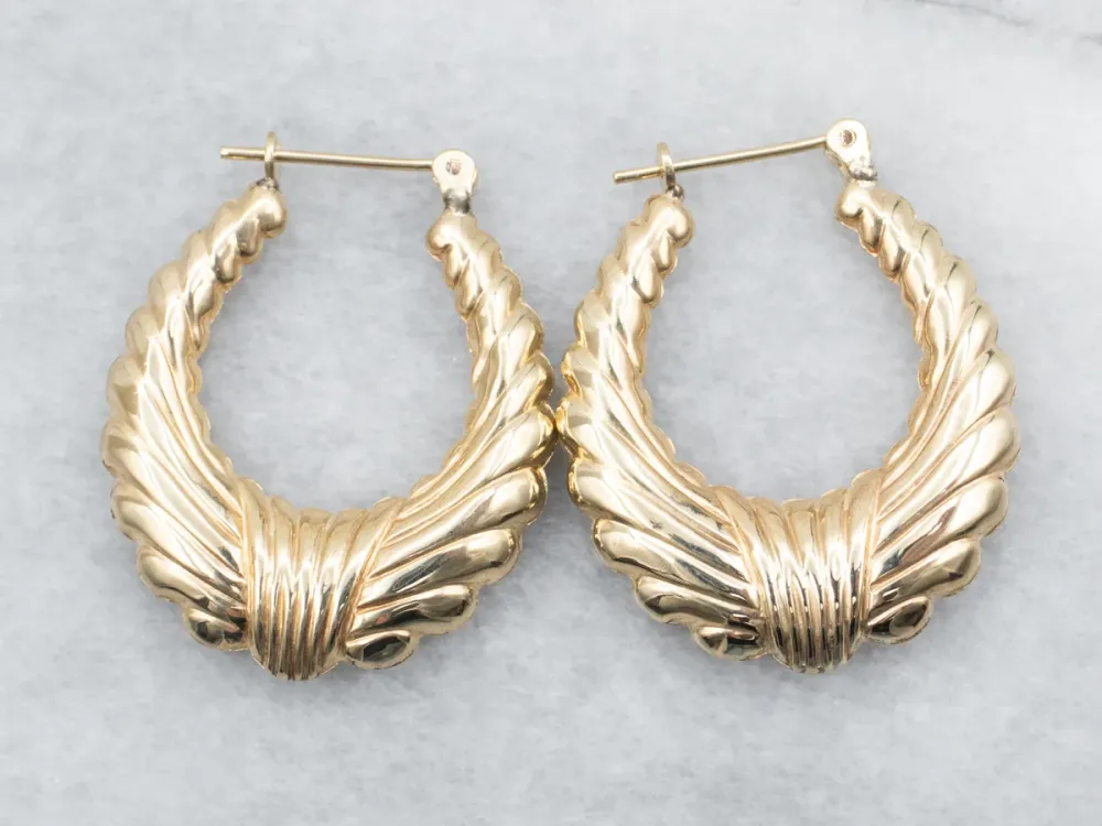 Citroengeel Gold Lined Design Hollow Hoop Earrings