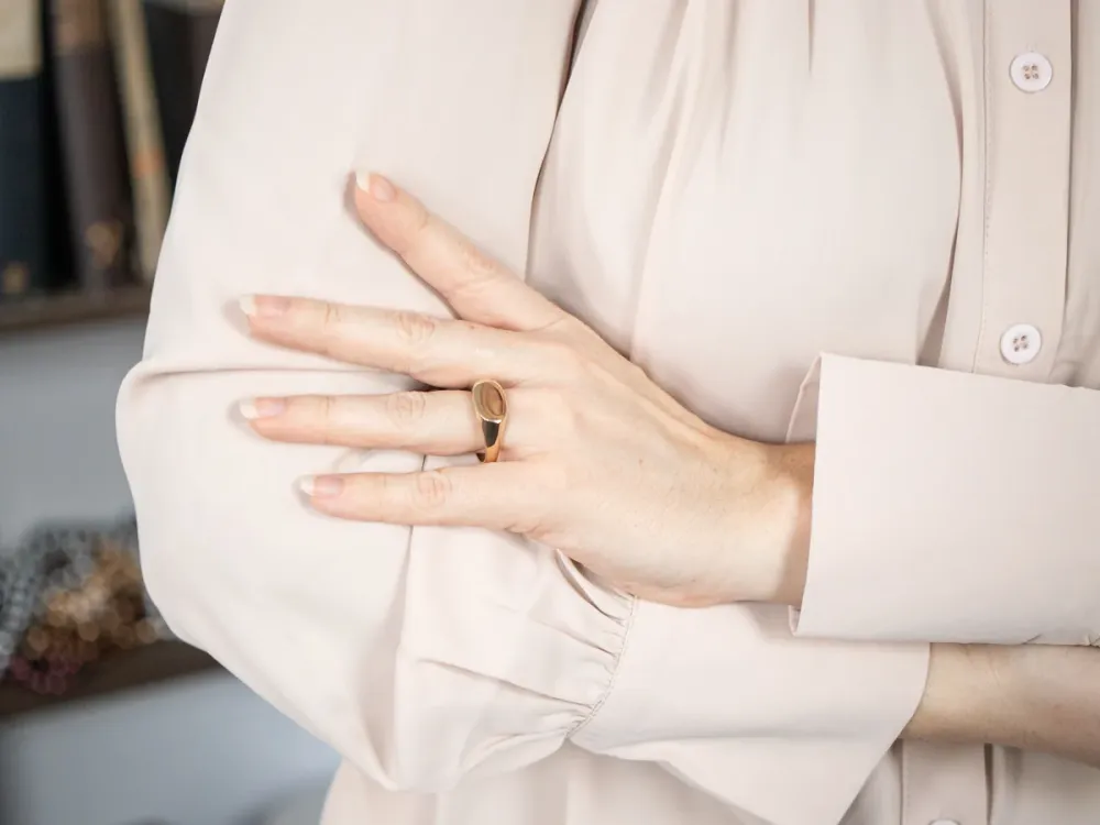 Classic East-West Unisex Signet Ring