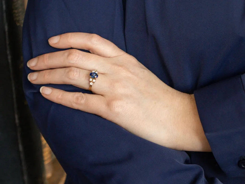 Classic Sapphire and Diamond Ring Yellow Goud