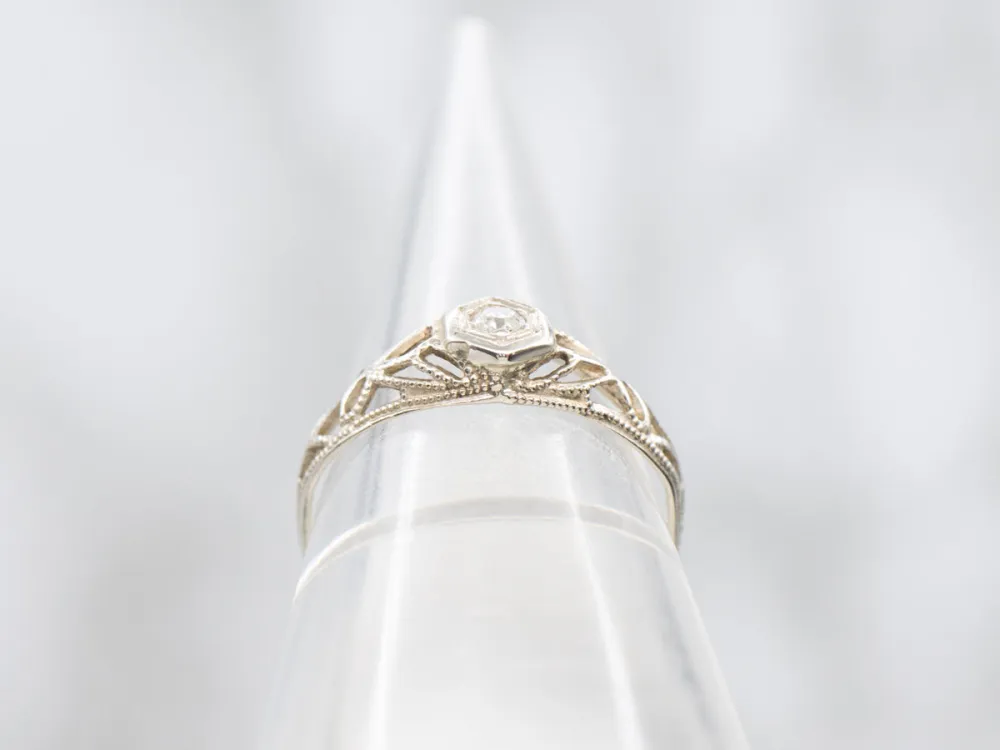 Gegalvaniseerd Antique Diamond and Goud Baptism Ring