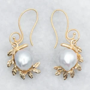 Gegalvaniseerd Blue-Gray Pearl Botanical Drop Earrings