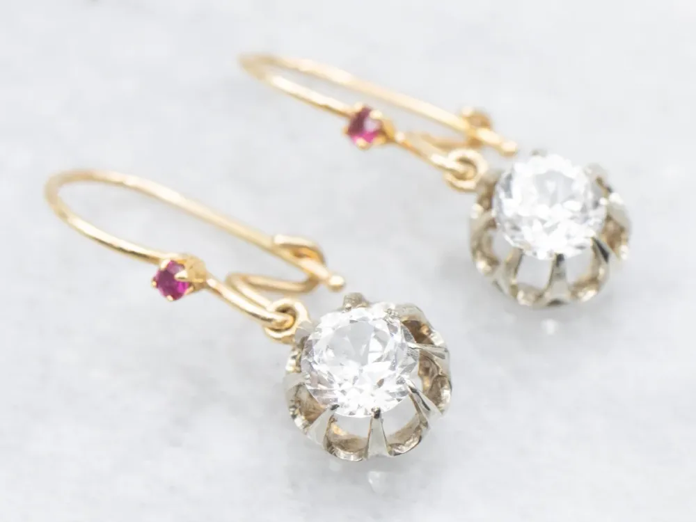 Gegalvaniseerd Buttercup Sneeuwwit Sapphire and Ruby Drop Earrings