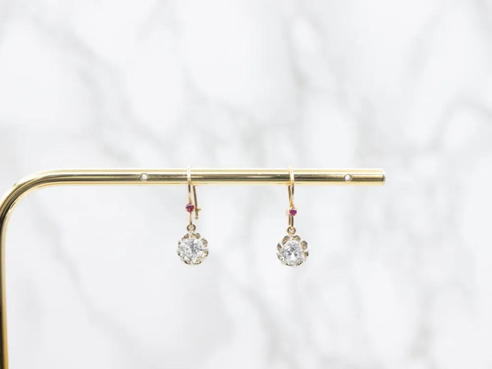 Gegalvaniseerd Buttercup Sneeuwwit Sapphire and Ruby Drop Earrings