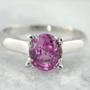 Gegalvaniseerd Rose Roze Sapphire Platinum Engagement Ring