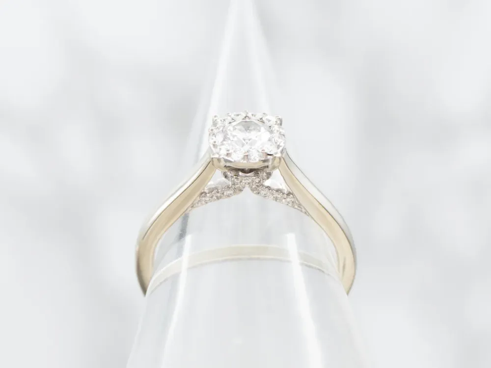 Gegalvaniseerd Stunning Round Brilliant Diamond Halo Engagement Ring