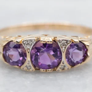 Gegalvaniseerd Victorian Style Amethyst and Diamond Ring