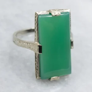 Hand-Engraved Groen Onyx Art Deco Era Ring