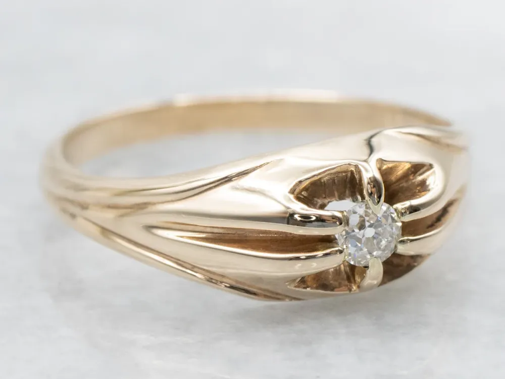 Industrieel Zwaar Belast Belcher Set Old Mine Cut Diamond Engagement Ring