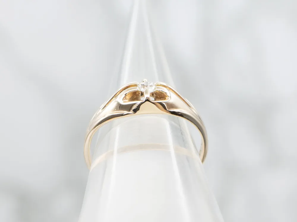 Industrieel Zwaar Belast Belcher Set Old Mine Cut Diamond Engagement Ring
