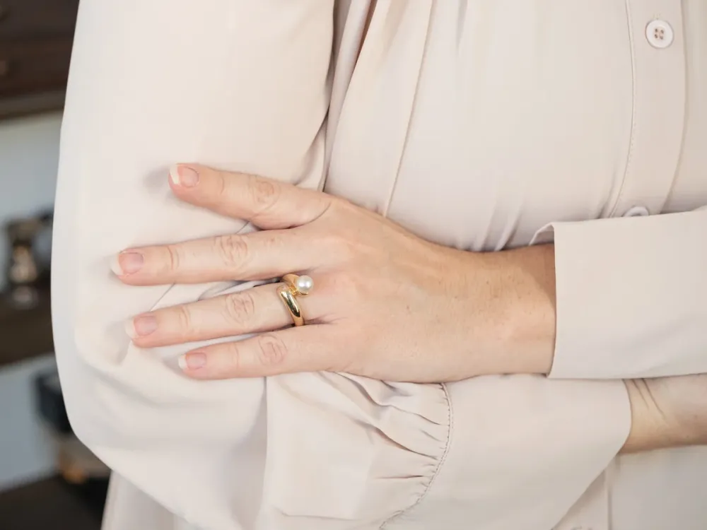 Industrieel Zwaar Belast Modernist Pearl and Diamond Ring