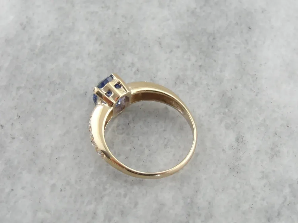 Industrieel Zwaar Belast Periwinkle Zeeblauw Sapphire Engagement Ring Diamond Accented Shoulders