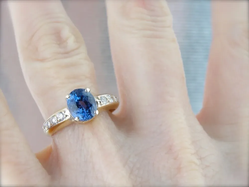 Industrieel Zwaar Belast Periwinkle Zeeblauw Sapphire Engagement Ring Diamond Accented Shoulders