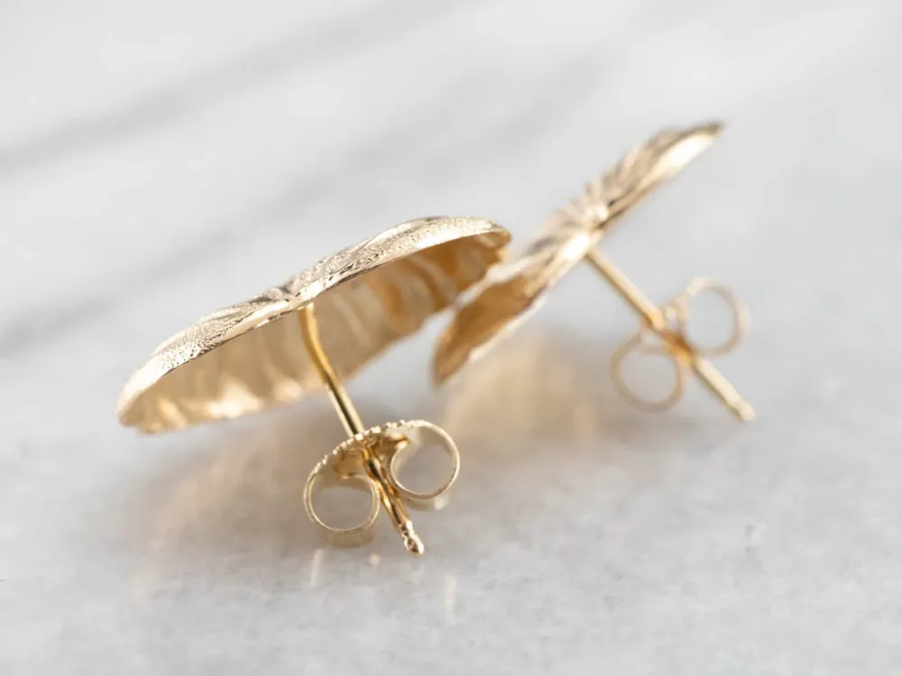 Industrieel Zwaar Belast Vintage Textured Heart Gouden Stud Earrings