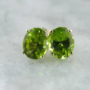 Large Oval Peridot Stud Earrings Citroengeel Gold