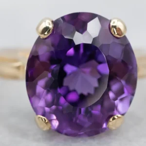 Large Solitaire Citroengeel Gold Amethyst Ring