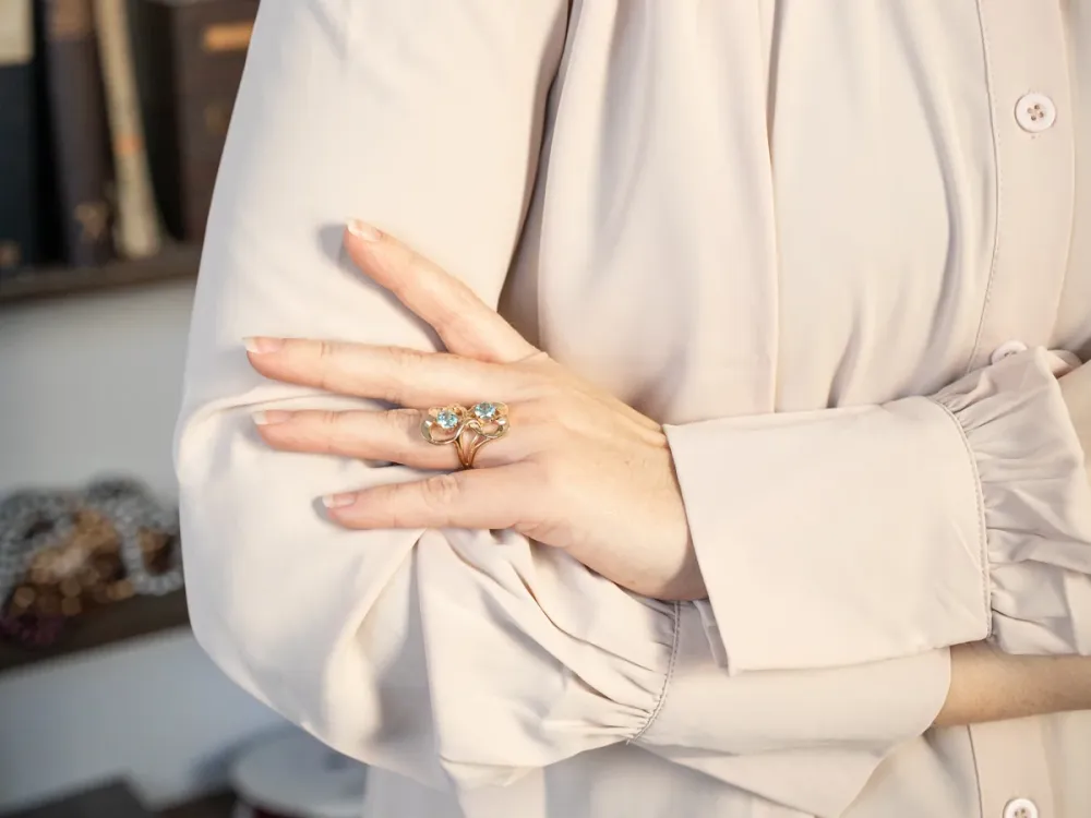 Modernist Blauw Zircon Sweetheart Ring