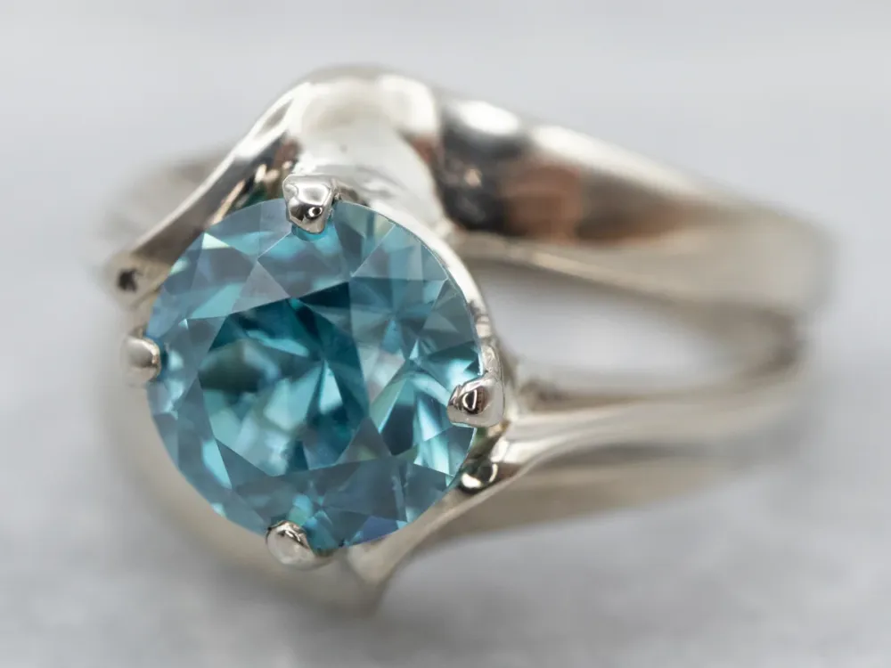 Modernist Blue Zircon Ring Ivoor Gold