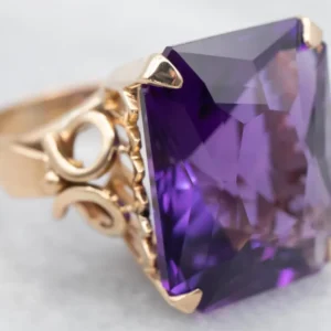 Ornate Yellow Verguld Amethyst Ring
