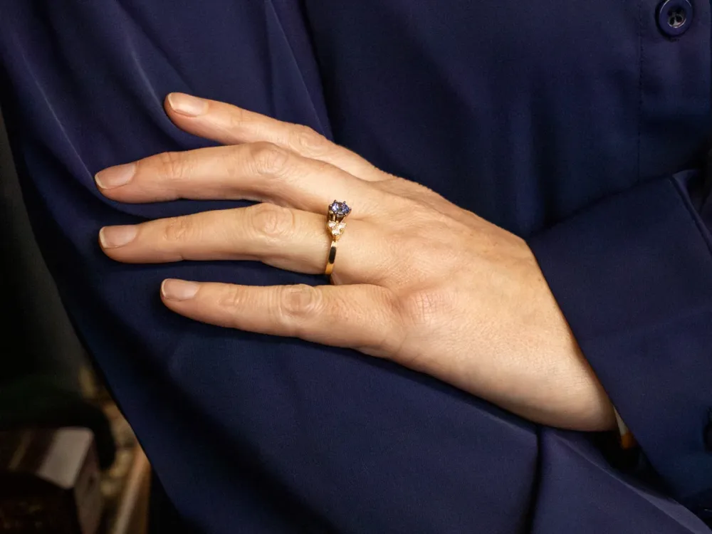 Pretty Sapphire and Diamond Engagement Ring - DIN Norm