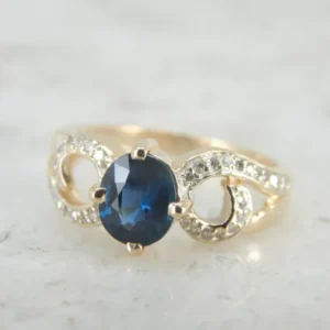 Roestvrij Staal Modernist Sapphire and Diamond Ring Day or Evening