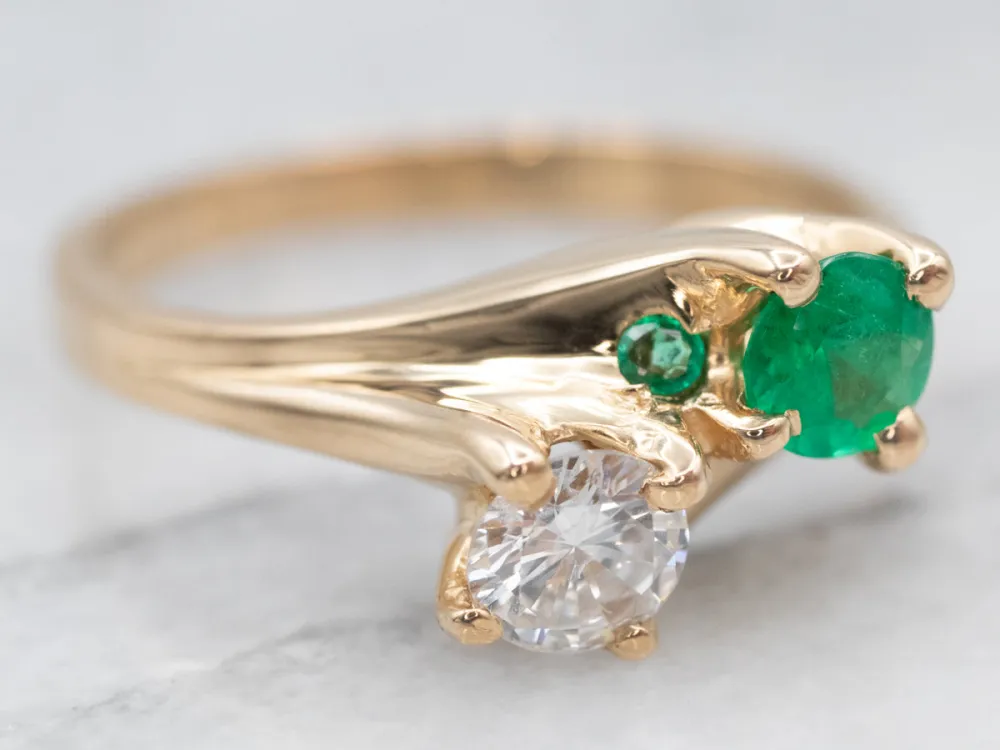 Roestvrij Staal Oud Gold Emerald and Diamond Bypass Ring