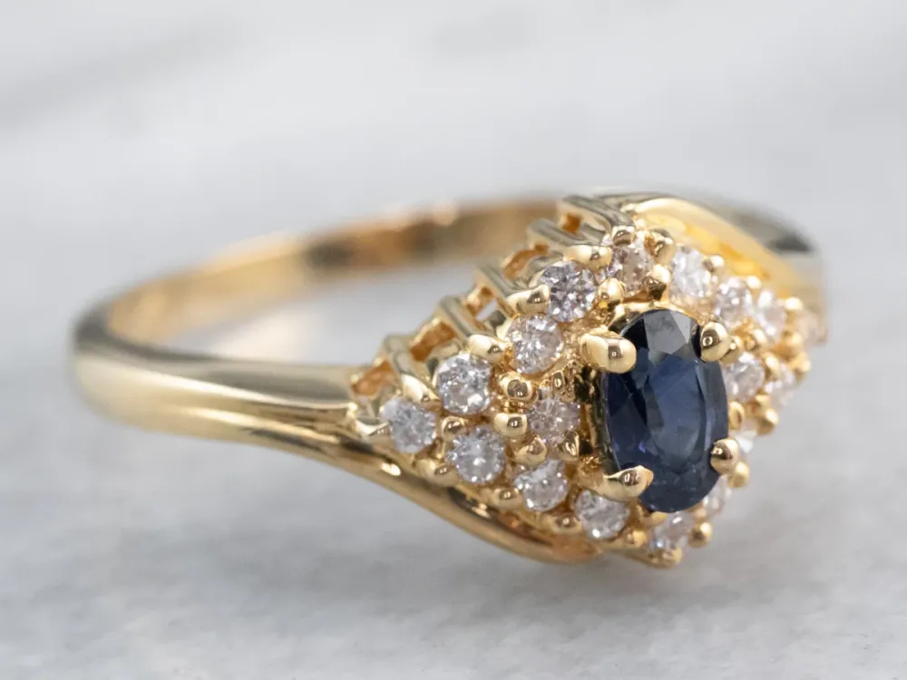 Sapphire and Diamond Bypass Ring met CE-Keurmerk