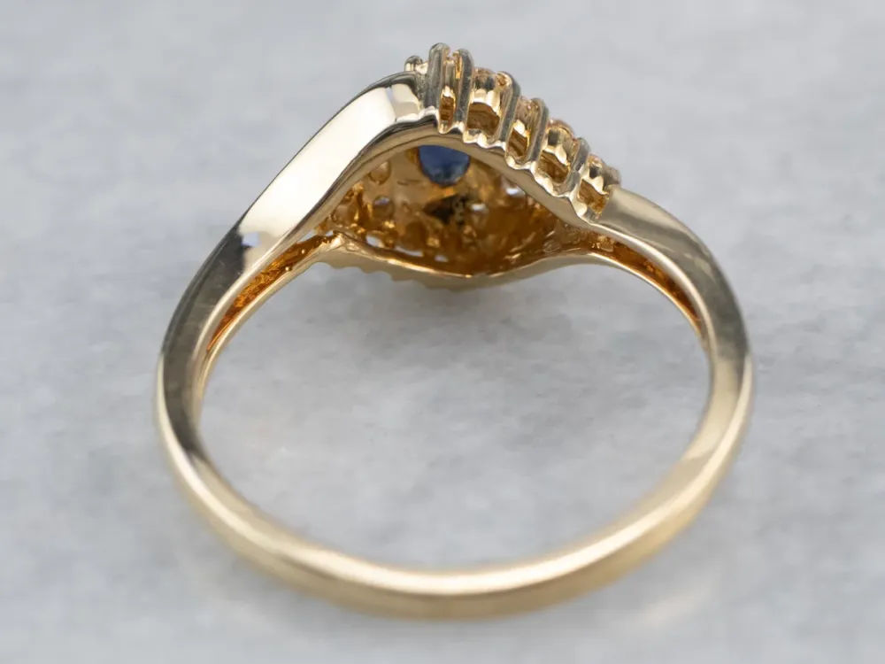 Sapphire and Diamond Bypass Ring met CE-Keurmerk