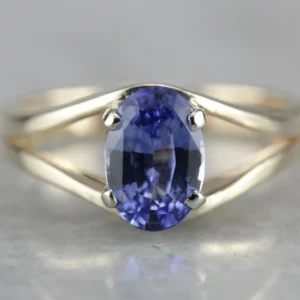 Sapphire Solitaire Ring Yellow Goud