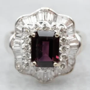 Stunning Pyrope Garnet and Diamond Halo Ring - DIN Norm