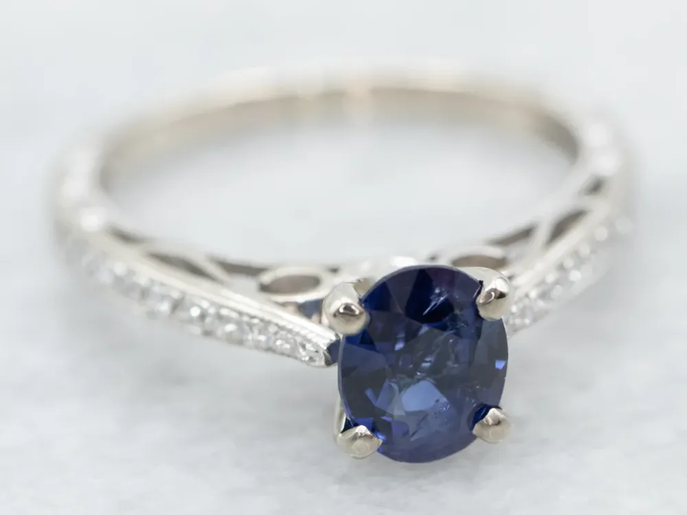Stunning Sapphire and Diamond Engagement Ring - DIN Norm