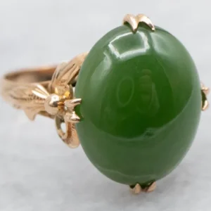 Van vroeger Botanical Gold Nephrite Jade Ring