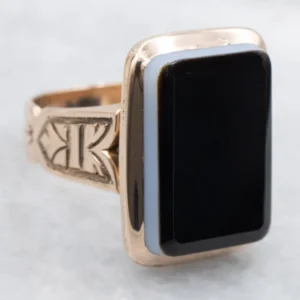 Victorian Banded Onyx Ingekerfd Gold Ring met CE-Keurmerk
