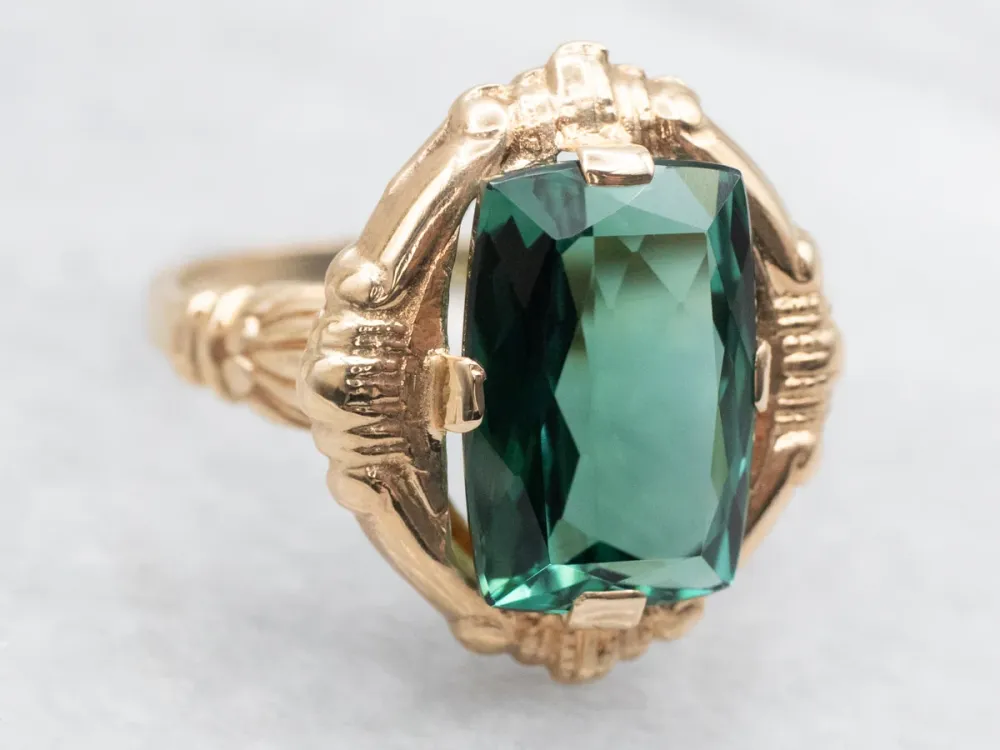 Victorian Revival Groen Tourmaline Ring