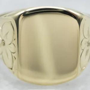 Vintage Groen Gold Signet Ring Floral Details