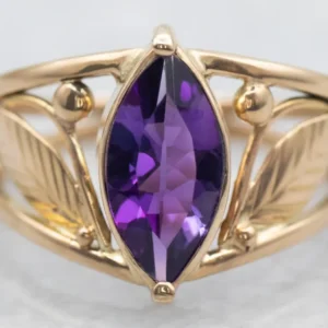 Vintage Marquise Cut Amethyst Ring Leaf Details